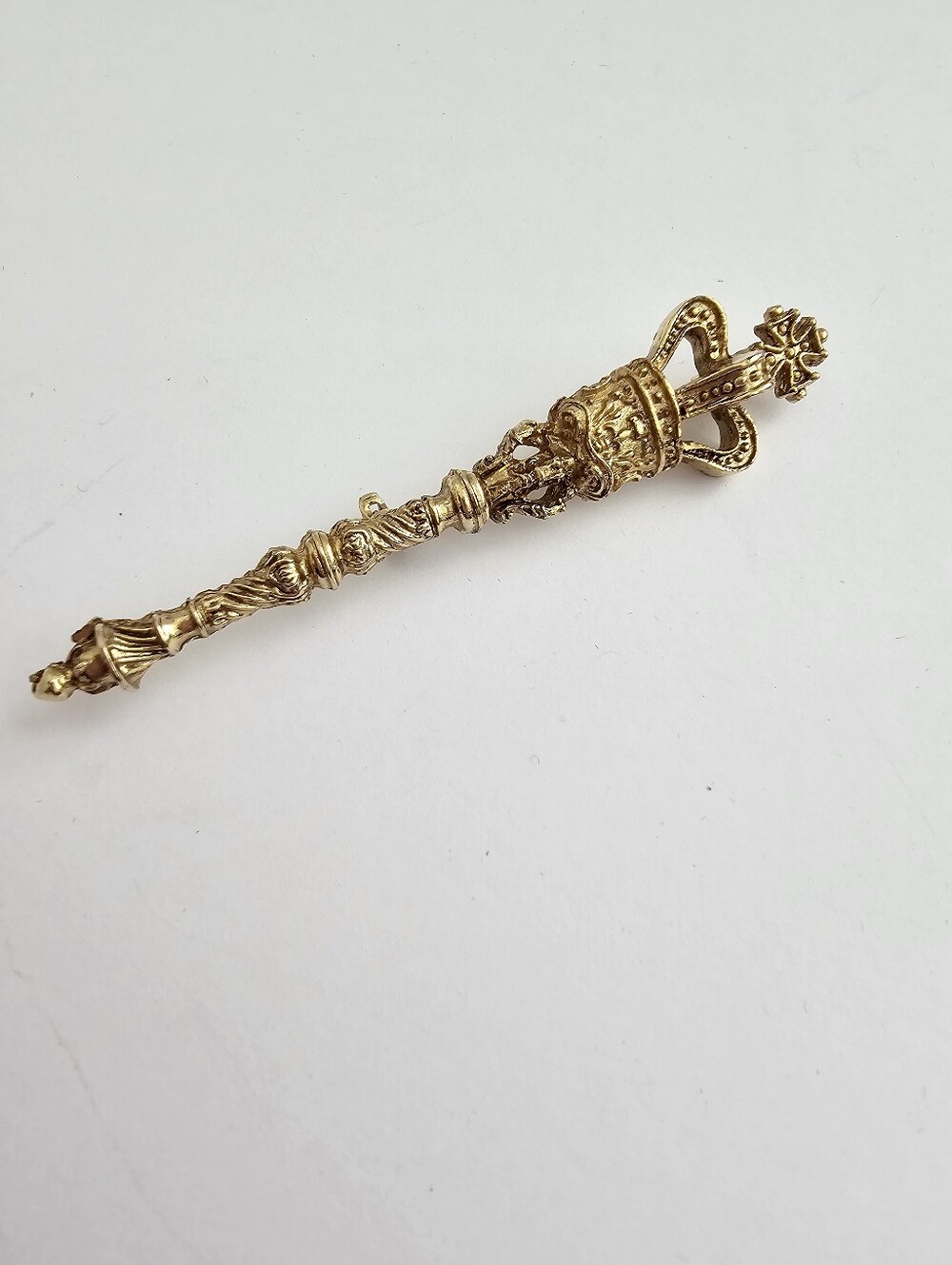 Vintage Textured Gold-Tone Royal Scepter Brooch with Crown & Maltese Cross​